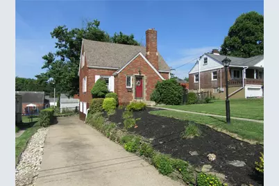 4814 Roberta Drive, Pittsburgh, PA 15236 - Photo 3