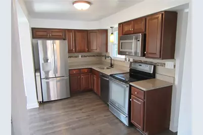 4814 Roberta Drive, Pittsburgh, PA 15236 - Photo 9