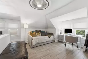 25 4th St, Pittsburgh, PA 15215 - Photo 21