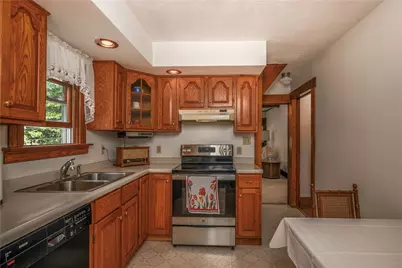 215 Forward Ln, Forward Township, PA 16033 - Photo 9