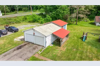 12 Wood St, Sandy Lake Boro, PA 16145 - Photo 9