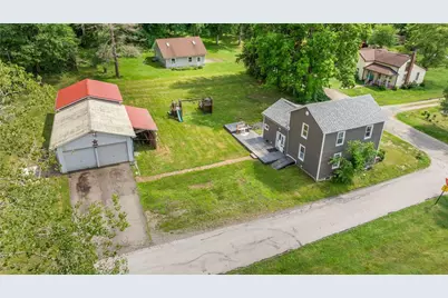 12 Wood St, Sandy Lake Boro, PA 16145 - Photo 3