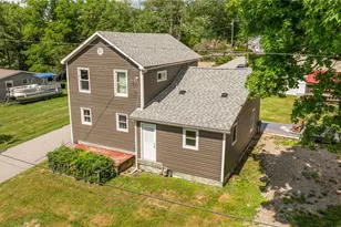 12 Wood St, Sandy Lake Boro, PA 16145 - Photo 1