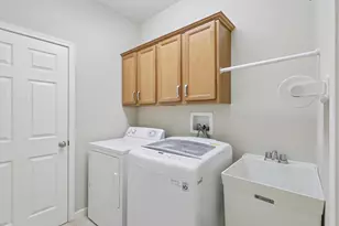 715 Roosevelt Blvd, New Sewickley Township, PA 15042 - Photo 23