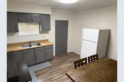 1117 & 1117 1/2 Hall St, Marshall Shadeland, PA 15212 - Photo 5
