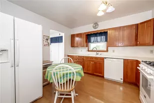 21 Morningside Dr, White Township, PA 15701 - Photo 9