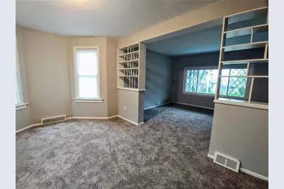 716 Main Street, Coraopolis, PA 15108 - Photo 3