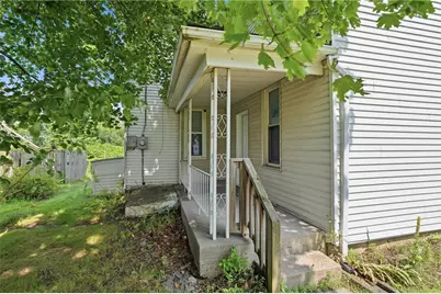 1555 Hancock Avenue, Oaklahoma Boro, PA 15613 - Photo 5