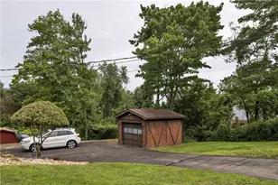 201 Nimitz, McKeesport, PA 15132 - Photo 9