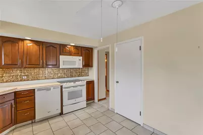 201 Nimitz, McKeesport, PA 15132 - Photo 17