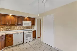 201 Nimitz, McKeesport, PA 15132 - Photo 17