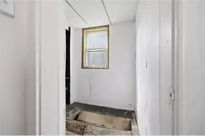 1020 Sutherland St, Pittsburgh, PA 15204 - Photo 11