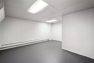 235 Moore Ave, Pittsburgh, PA 15210 - Photo 23