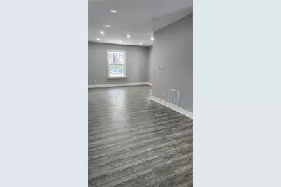 365 Kenney Ave, Pitcairn, PA 15140 - Photo 11