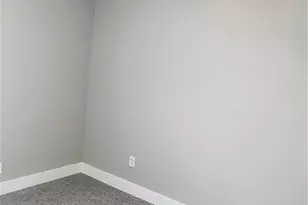 365 Kenney Ave, Pitcairn, PA 15140 - Photo 27