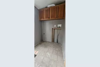 1939 Morris St, South New Castle Boro, PA 16102 - Photo 9