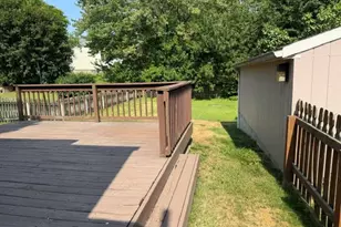 253 Service Ave, Sharon, PA 16146 - Photo 3