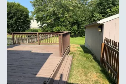 253 Service Ave, Sharon, PA 16146 - Photo 3
