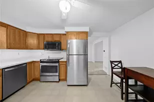 8648 W Barkhurst Dr, Pittsburgh, PA 15237 - Photo 15