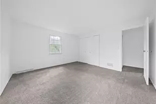 8648 W Barkhurst Dr, Pittsburgh, PA 15237 - Photo 25