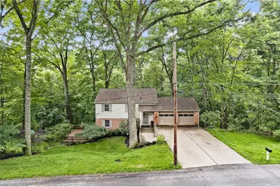 8648 W Barkhurst Dr, Pittsburgh, PA 15237 - Photo 1
