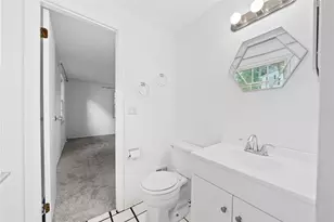 8648 W Barkhurst Dr, Pittsburgh, PA 15237 - Photo 23