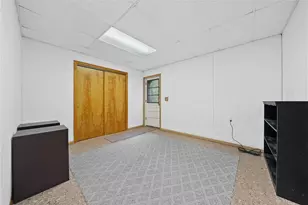 8648 W Barkhurst Dr, Pittsburgh, PA 15237 - Photo 39