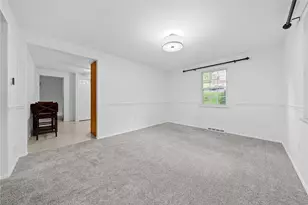 8648 W Barkhurst Dr, Pittsburgh, PA 15237 - Photo 11