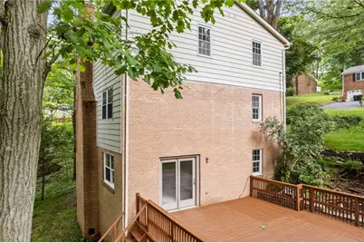 8648 W Barkhurst Dr, Pittsburgh, PA 15237 - Photo 43