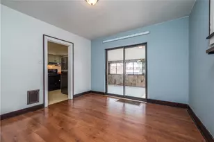 205 E Garden Rd, Pittsburgh, PA 15227 - Photo 13