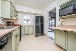 205 E Garden Rd, Pittsburgh, PA 15227 - Photo 19