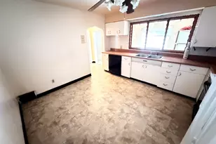 6 Moga St, Pittsburgh, PA 15206 - Photo 11
