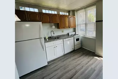 1663 Suburban Ave, Beechview, PA 15216 - Photo 9