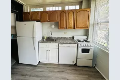 1663 Suburban Ave, Beechview, PA 15216 - Photo 11