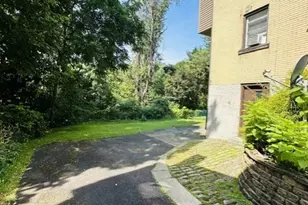 1663 Suburban Ave, Beechview, PA 15216 - Photo 31