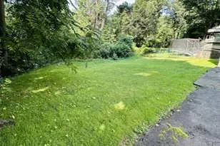 1663 Suburban Ave, Beechview, PA 15216 - Photo 29