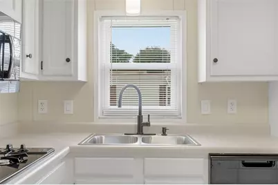 464 Canterbury Cir, Carnegie, PA 15106 - Photo 25