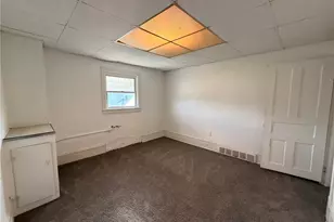 627 Woodward Ave, Stowe Township, PA 15136 - Photo 15