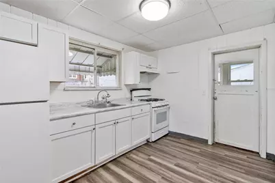 627 Woodward Ave, Stowe Township, PA 15136 - Photo 9