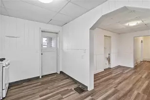 627 Woodward Ave, Stowe Township, PA 15136 - Photo 11