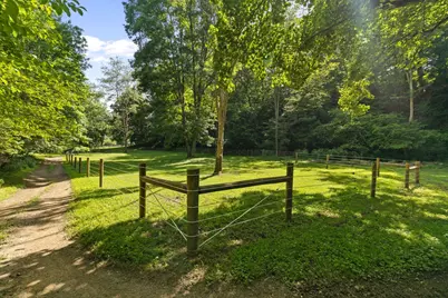 295 Straube Ave, Baden, PA 15005 - Photo 7