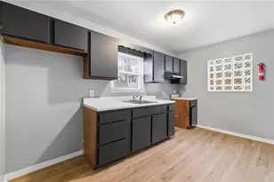 2322 Patterson Ave, Pittsburgh, PA 15218 - Photo 7
