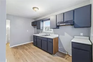 2322 Patterson Ave, Pittsburgh, PA 15218 - Photo 9