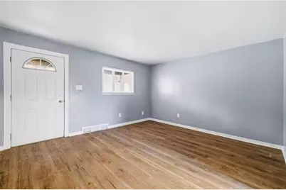 2322 Patterson Avenue, Pittsburgh, PA 15218 - Photo 5