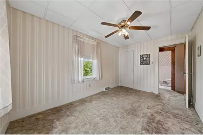 421 Ford St, West Mifflin, PA 15122 - Photo 25