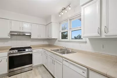519 Arthur St, Pittsburgh, PA 15219 - Photo 11