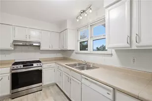 519 Arthur St, Pittsburgh, PA 15219 - Photo 11