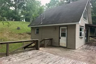 105 Stoughton Bch, Slippery Rock, PA 16057 - Photo 3