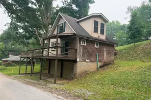 105 Stoughton Bch, Slippery Rock, PA 16057 - Photo 17