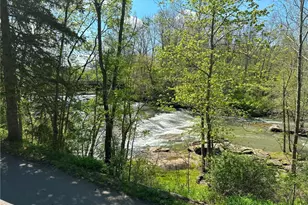 105 Stoughton Bch, Slippery Rock, PA 16057 - Photo 19
